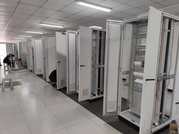 PLC系統(tǒng) (2)